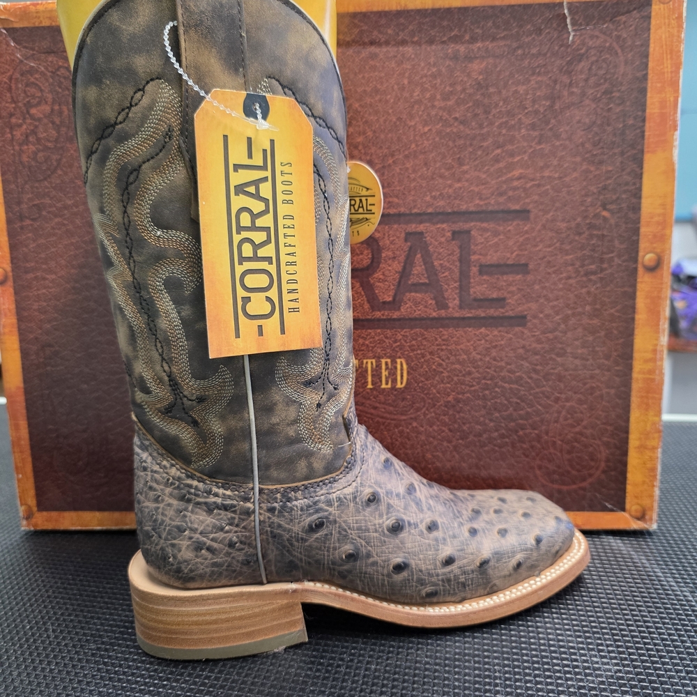 Corral Women's Gray and Tan Heeled Boots